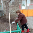 Сотрудники УК «Мой дом» провели субботник в 144 микрорайоне