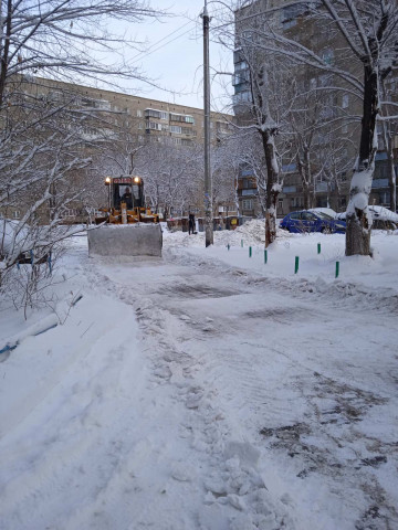Работа по уборке снега ведется во всех микрорайонах❄❄❄