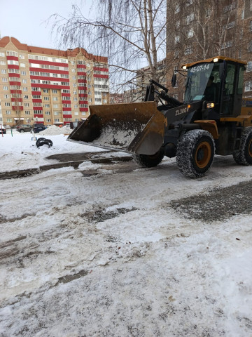 Завершили работы по уборке снега в 143 микрорайоне