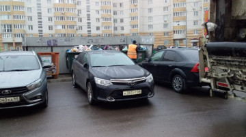 Штраф за парковку у контейнерных площадок