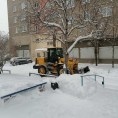 Полным ходом идут работы по уборке снега на придомовой территории во всех микрорайонах