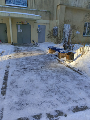Продолжаем уборку выпавшего снега